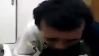عشيقة جزائرية تمارس السادية علي جوزها في فيلم للهواة