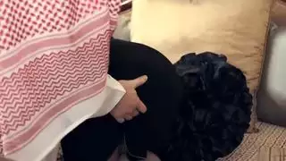 الزوج المشاغب يعاقب الزوجة العربية مع الجنس الصعب