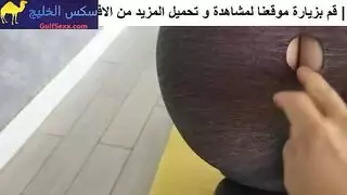 يخرم بنطال اليوجا الخاص بها و ينيكها بعنف - سكس اجنبي