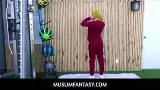 مسلم فانتاسي مدرب اللياقة البدنية يمارس الجنس مع العميل العربي الغريب