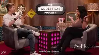 لقد كنت حقًا أحب أن أكون عاهرة، لذلك دخلت في مجال الإباحية