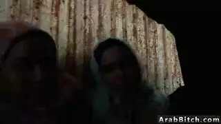 سكس عربي عراقي نار و نيك طالبتين محجبتين من مدرس نياك نسوانجي