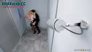 النيك الثلاثي في الأسانسير سكس مزدوج مترجم