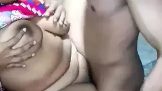 امرأة هندية الملاعين مع عشيقها