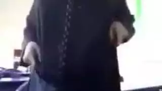 اللبوه ترفع هدومها وتلعب فى نفسها وتنزل السبعه ونص