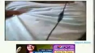 الرجل العربي يظهر مؤخرته كاميرا