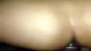 فتاة عربية مع رجل أسود