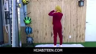 مدرب اللياقة البدنية يمارس الجنس مع العميل العربي الغريب