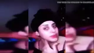 ينيك في جارته المتزوجة