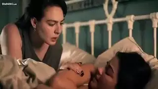 مشاهد جنسية من مسلسل مترجم للعربية