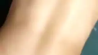 تمتلئ مؤخرتي