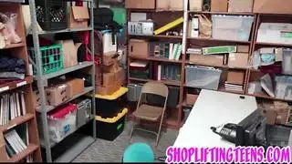 مسلم عربي في سن المراهقة يحصل على الوجه بعد السرقة وامتصاص ديك